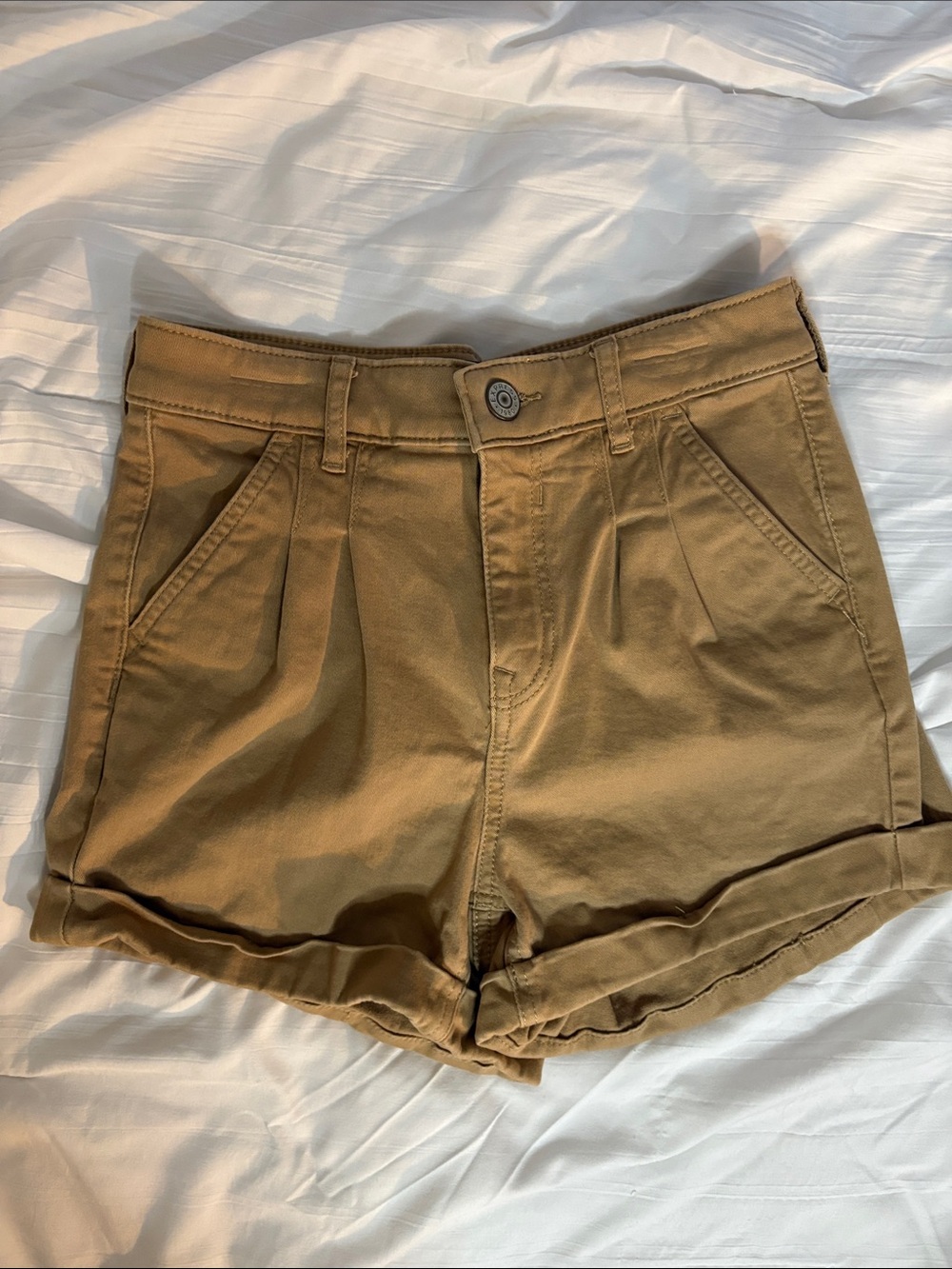 Express Pleated Mom Short
